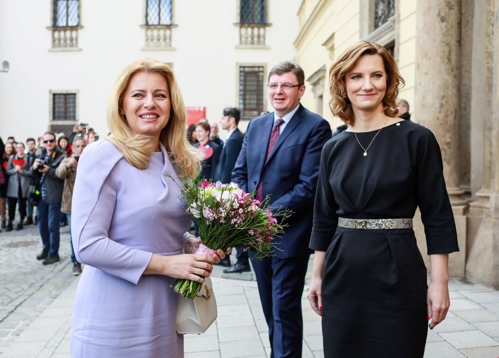 Slovenská prezidentka Zuzana Čaputová (vlevo) se 10. března 2020 v Brně při své návštěvě Jihomoravského kraje setkala s brněnskou primátorkou Markétou Vaňkovou (vpravo).