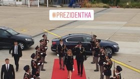 Zuzana Čaputová před odletem na svou první zahraniční cestu - do Česka (20.6.2019)