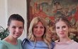 Slovenská prezidentka Zuzana Čaputová na Silvestra 2019 sdílela foto se svými dcerami Emmou a Leou