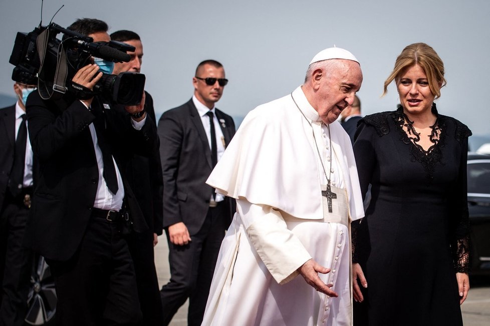 Zuzana Čaputová oblékla stejné šaty jako na setkání s papežem.