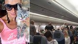 Mezinárodní ostuda: Češka do letadla propašovala kočku a napadla letušky! Kvůli ní vzlétly i stíhačky