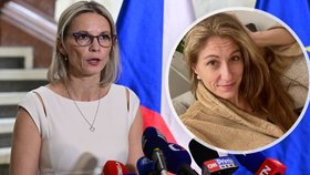 „Obnažila jsem se do spodního prádla.“ Do Mrázové si rýpla Decroix v županu: Pojďme koupit kapesníky