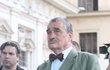 Karel Schwarzenberg (75)  PŘÍLIŠ MUDRUJE  ČÍSLO 9