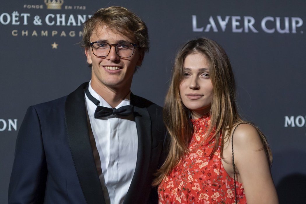 Alexander Zverev s Olgou Šarypovovou na loňském Laver Cupu