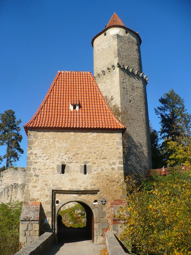 Zvíkov je jedním z nejkrásnějších českých hradů