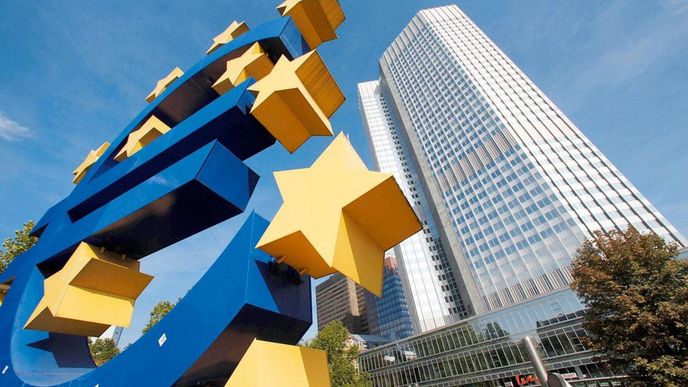 Zvýšená benevolence. ECB doufá, že rozšíření zlepší
přístup podniků k úvěrům, experti varují před slepou uličkou