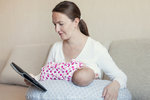 Vhodný polštář může kojení zpříjmenit a usnadnit