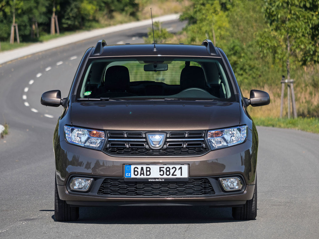 GALERIE: Dacia potvrzuje příchod sedmimístného rodinného auta. Co už o něm  víme?, FOTO 1