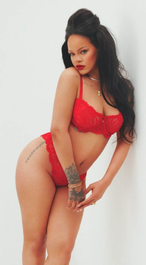 Rihanna opět provokuje: Sexy v rudé krajce